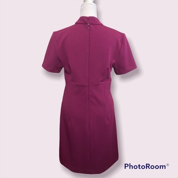 trina Trina Turk A-Line Sheath Magenta Dress Size 6 - Picture 3 of 7